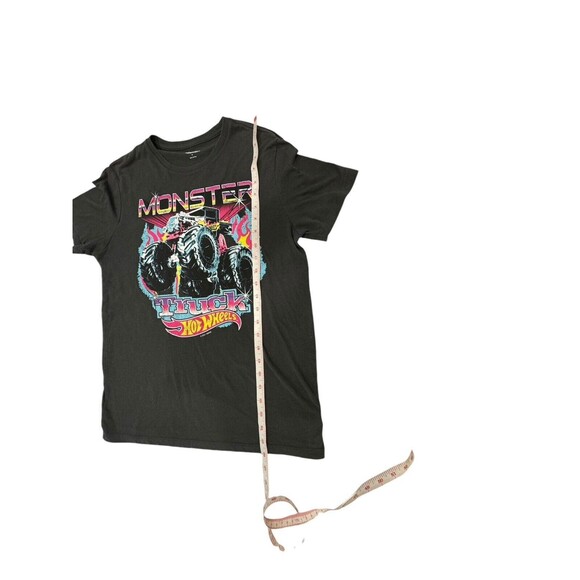 Hot Wheels‎ Monster Truck Gray Graphic T Shirt Adult Size Small Old Navy **hole - Picture 9 of 13